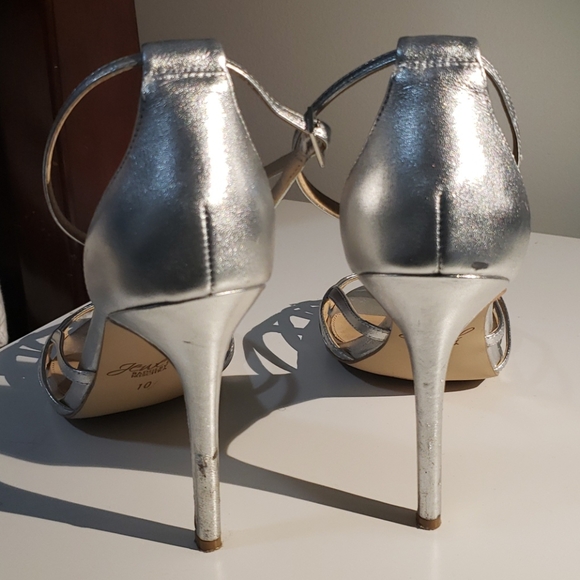 Shoe - Picture 2 of 2